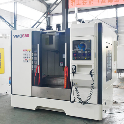 高精度の紡錘が付いているCNC VMC機械中心VMC650を製粉する5軸線