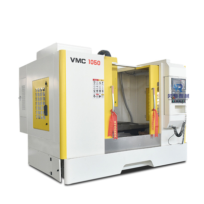 Siemensのコントローラーとの4つの軸線CNCの垂直VMCマシニング センターVMC 1050